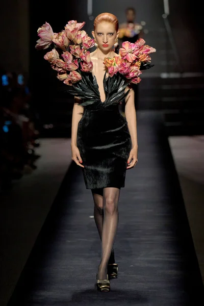 Look 26